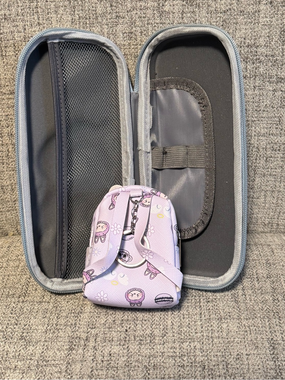 Labubu Case & Mini Backpack Keychain - Picture 2 of 2